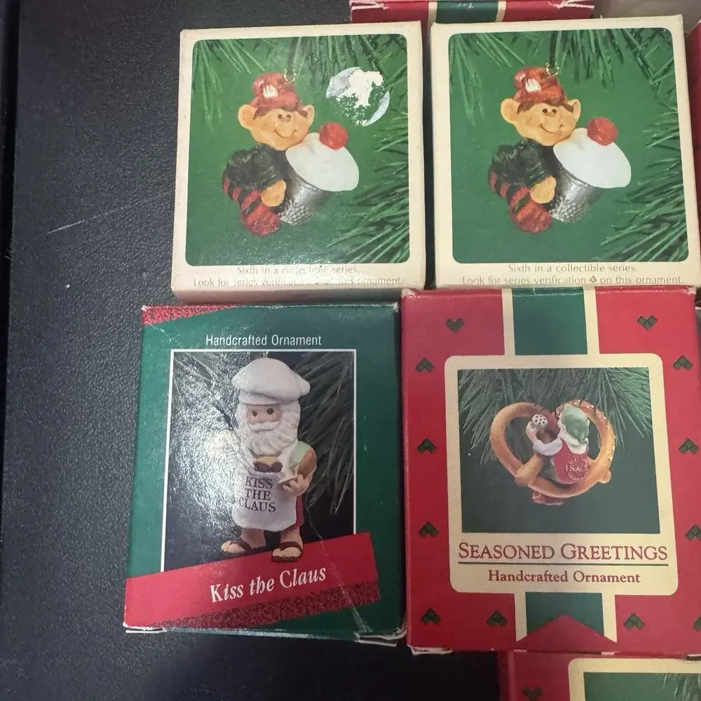 Hallmark raccoon does